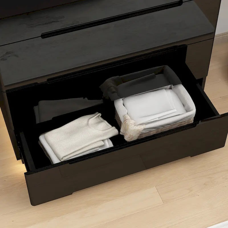 Commode à 5 tiroirs avec tiroirs brillants et éclairage de rangement