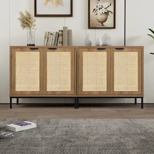 Buffet Anmytek moderne du milieu du siècle avec portes et accents en rotin